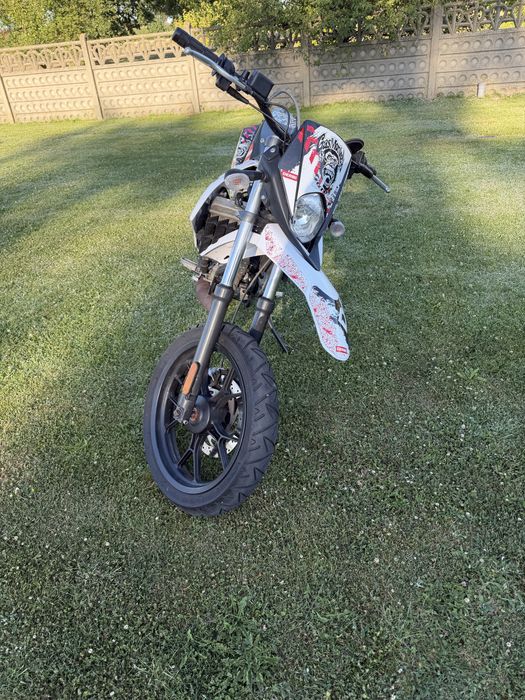 Derbi senda 50.