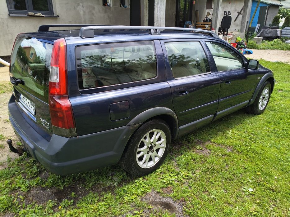Sprzedam Volvo XC70 2,4d