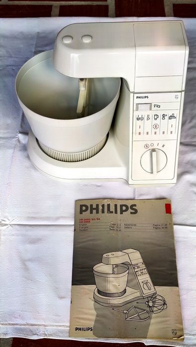 Máquina de cozinha multifunções Philips