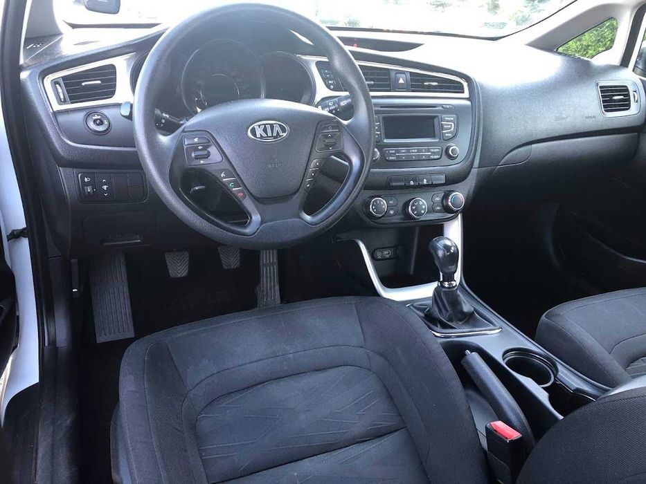 KIA Ceed 1.4 100 KM Benzyna Salon Polska