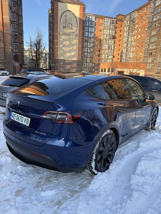 Продам Tesla model Y Performance
