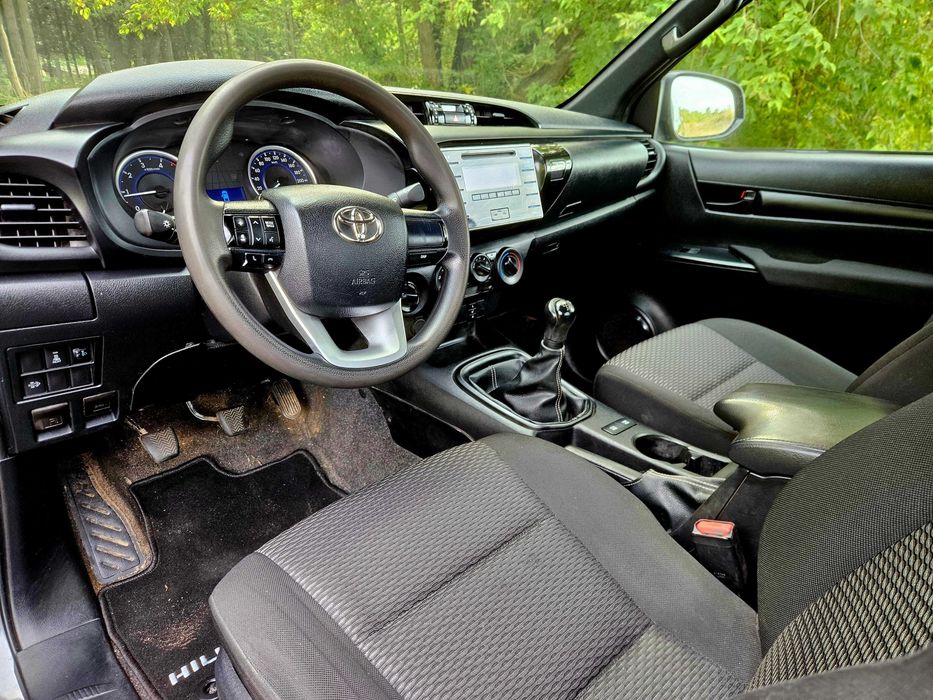 Toyota hilux 150tkm 2020r 4x4 blokada mostu pickup