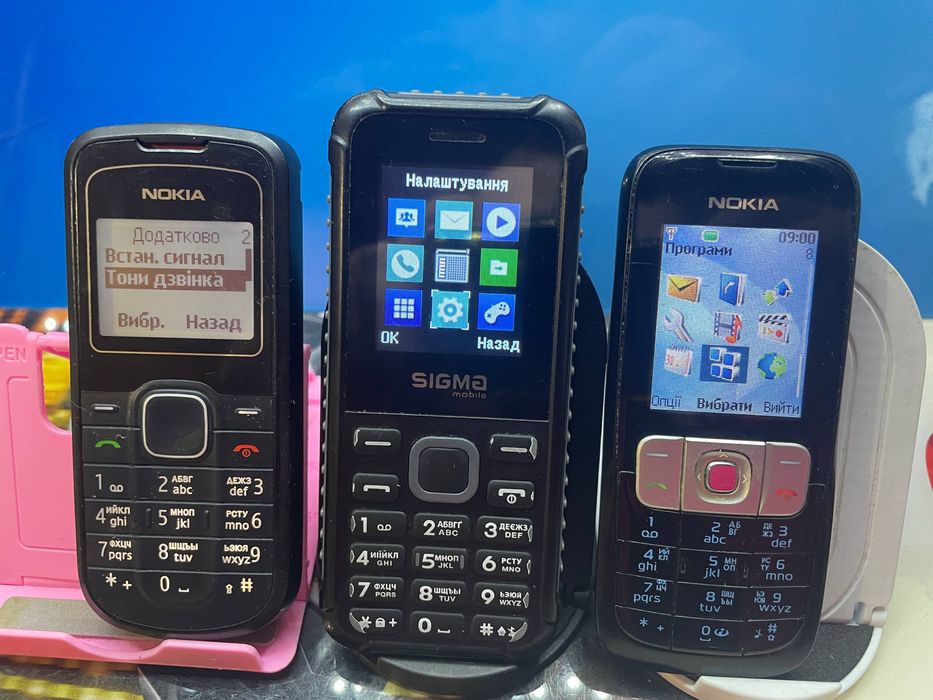 Кнопкові телефони Nokia Лот