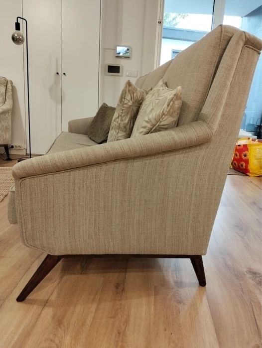 Sofá antigo restaurado