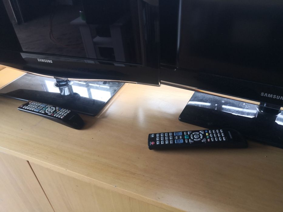 Telewizor Samsung 32 cale pilot