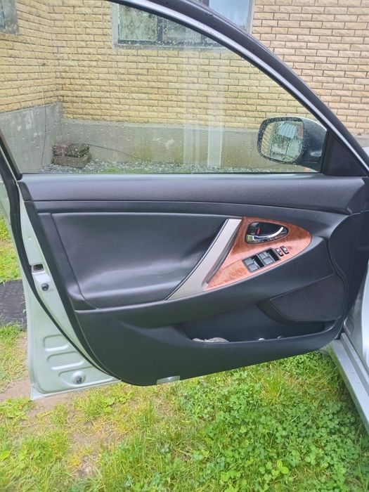 Продам Toyota Camry 2007 рік 3.5 газ бензин