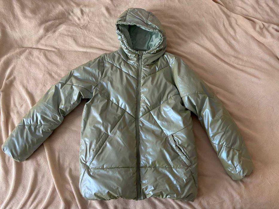 Куртка жіноча  осінь