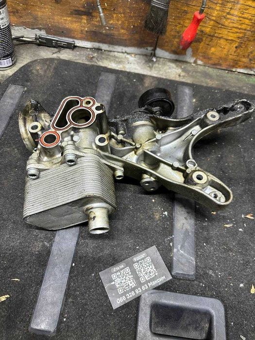 теплообменник масляной стакан Audi Q5 8RB