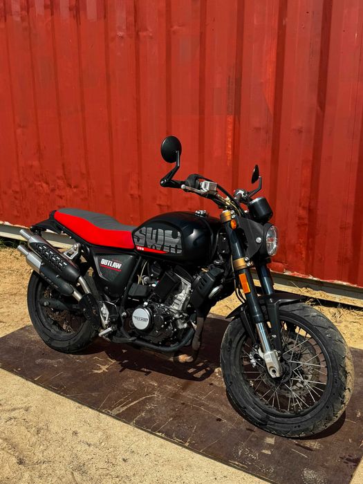 SWM 125 ccm Scrambler Café Racer wtrysk katB