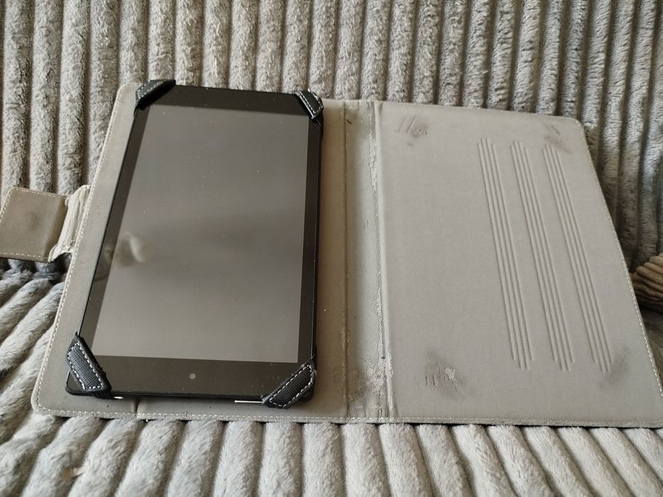 Планшет амазон 8