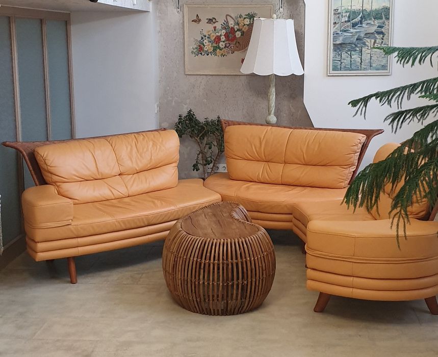 Продам мягкий уголок