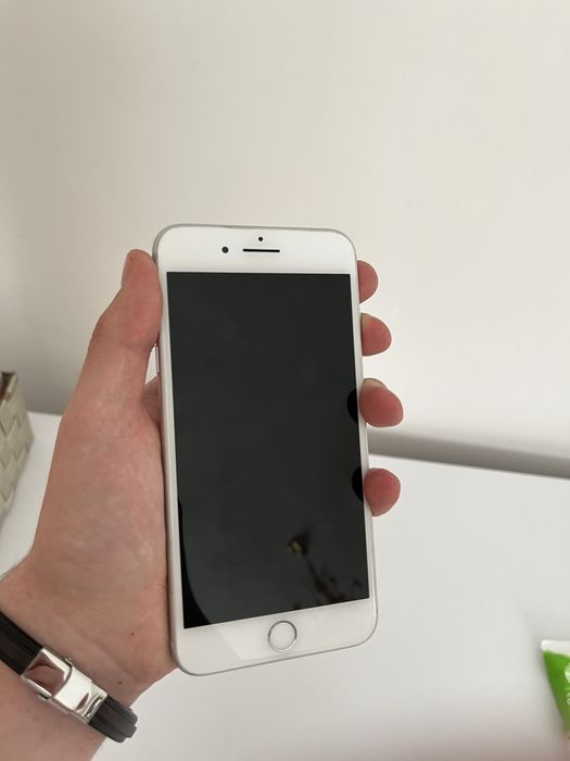 iPhone 8 Plus 64 / Айфон 8 плюс 64