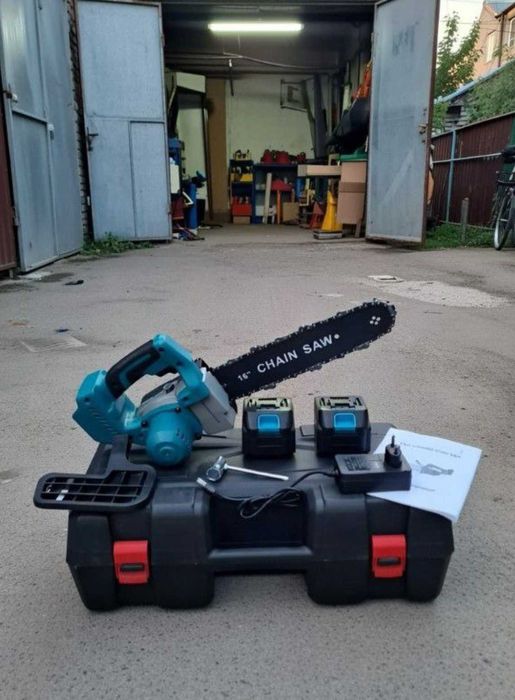 Пила ланцюгова акумуляторна 21V з двома батареями в кейсі