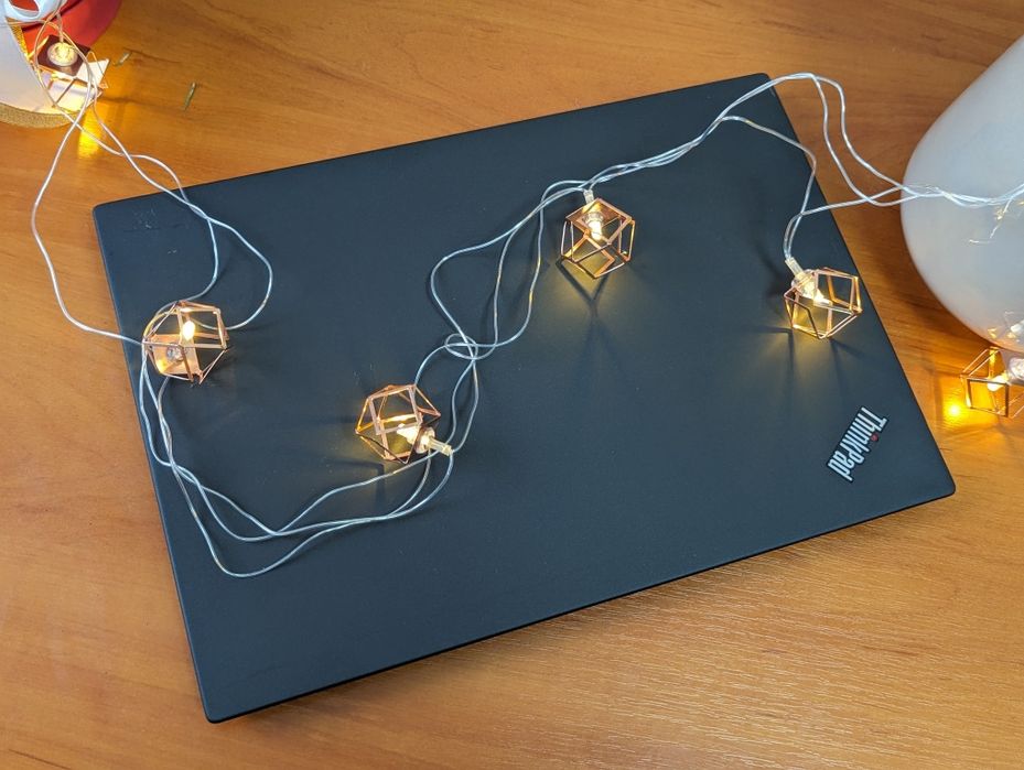 В ідеальному стані  ноутбук Lenovo ThinkPad T480s/14/IPS/I7-8/8/256/