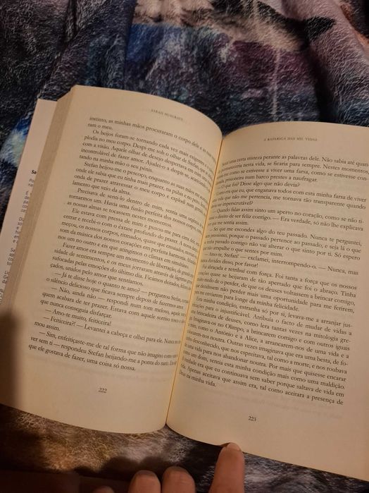 Livro a rapariga das mil vidas