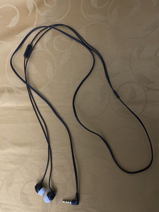 Auscultadores Sony com fio – como novos