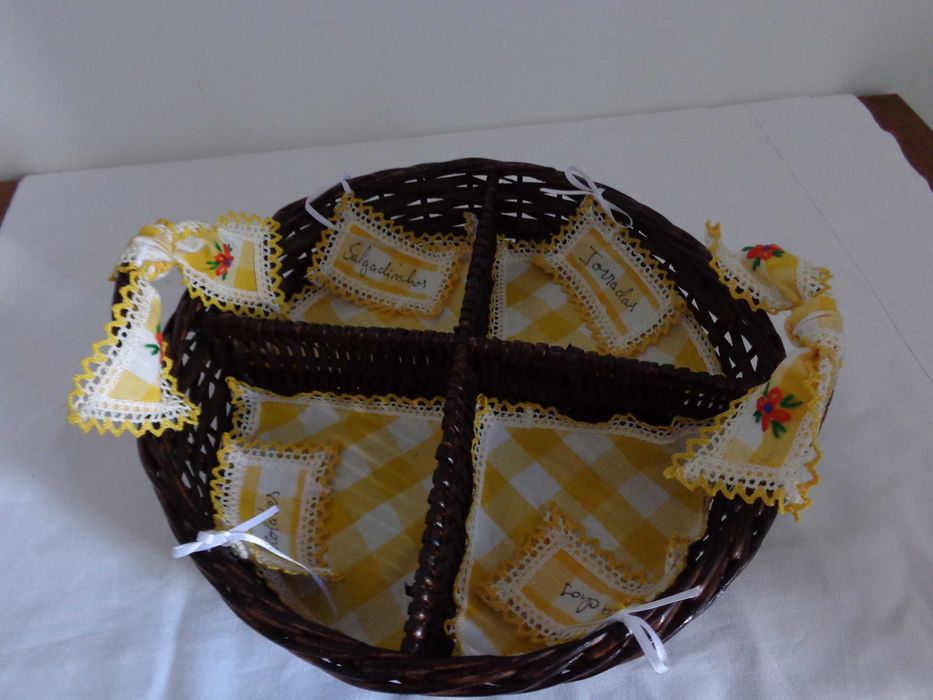 Cesto para aperitivos, artigo regional da Madeira
