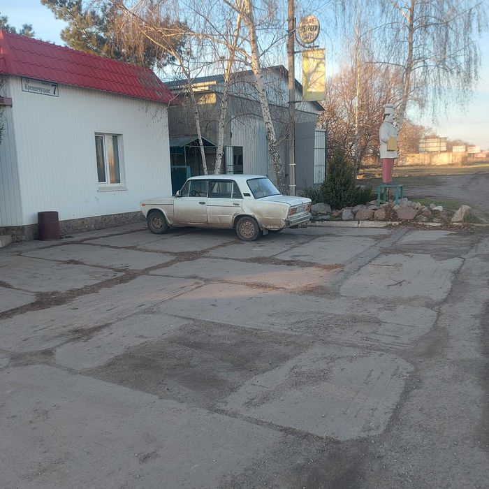 Продам кафе- мотель  1+2 біля авторинку