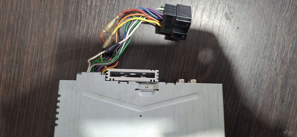 Процесорна магнітола з блютузом  JVC KD-R782BT