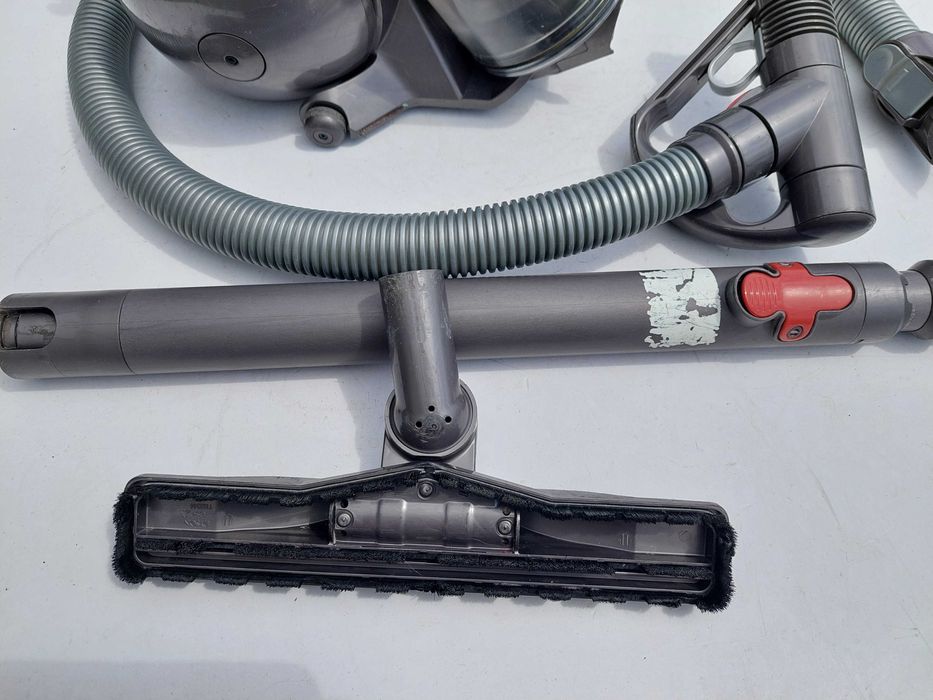 Odkurzacz dyson dc 63