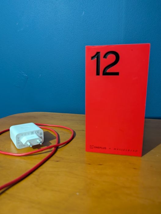 Oneplus 12 12/256GB  na gwarancji + etui z Magsafe