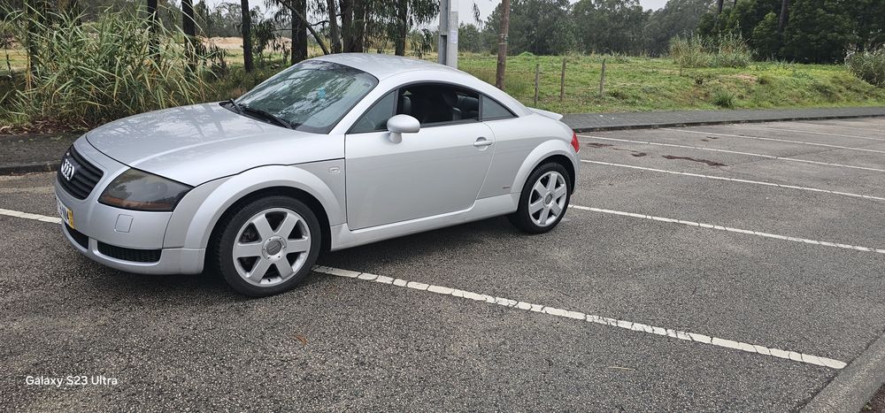 Audi TT 1.8TURBO Nacional vendo ou troco