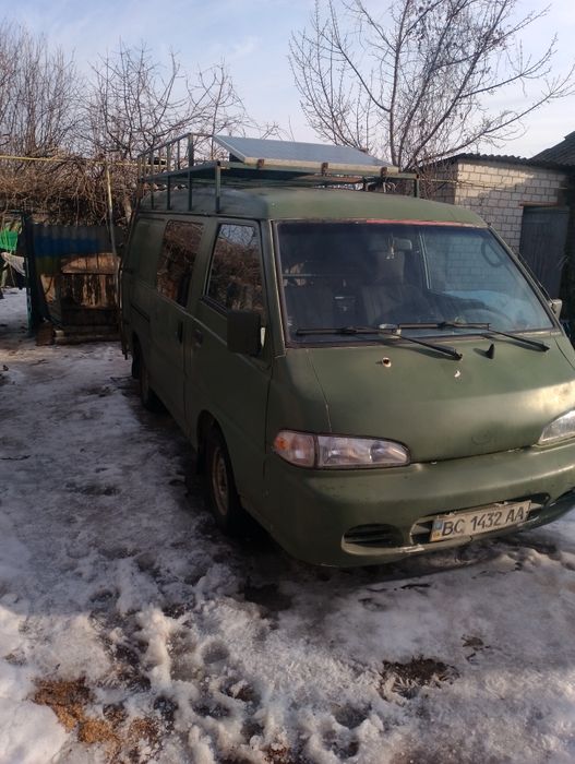 HYUNDAI  H100 2,5дизел