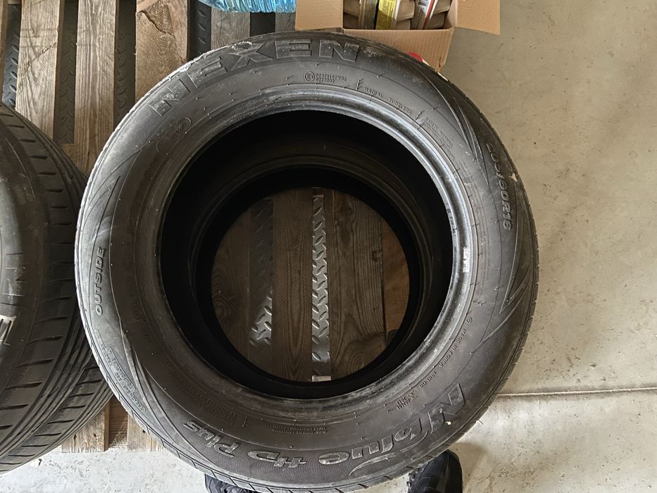 Продам резину летнюю резину Nexen 205/60/16 в хорошем состоянии.