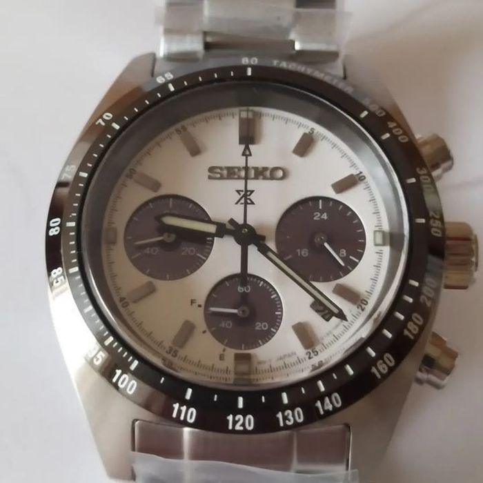 *OPORTUNIDADE* Seiko Solar "Panda" Cronógrafo SSC813P1 SPEEDTIMER (39