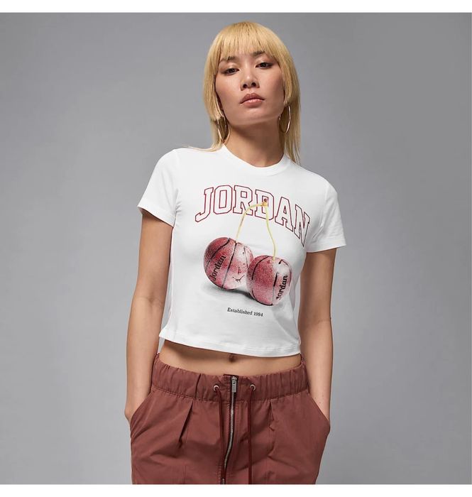 Футболка Air Jordan Brk Ss Tmid Gfx Tee Bb White IH2531-100