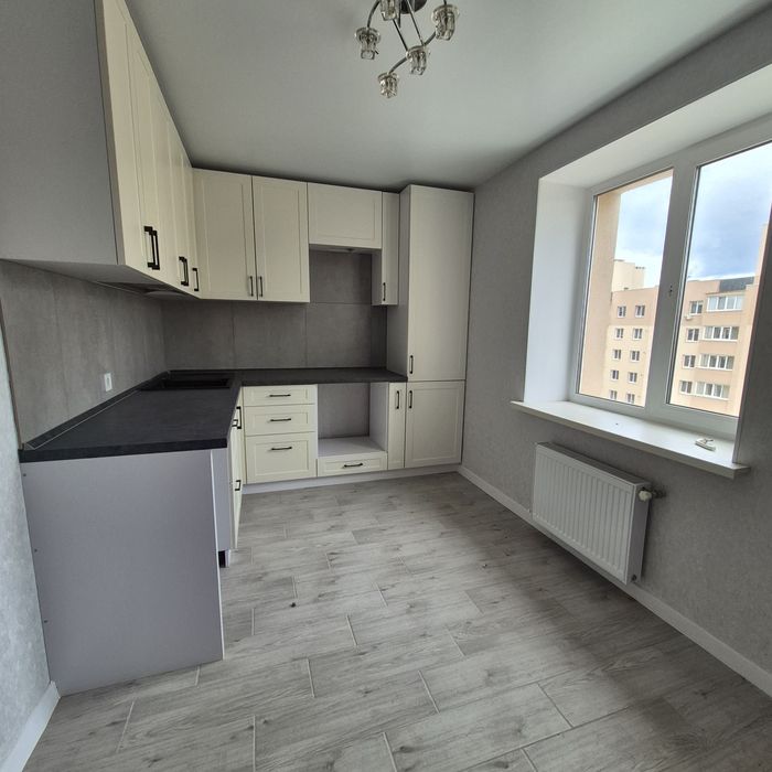 Продаж 2к квартири пр-т Свободи  з новим ремонтом