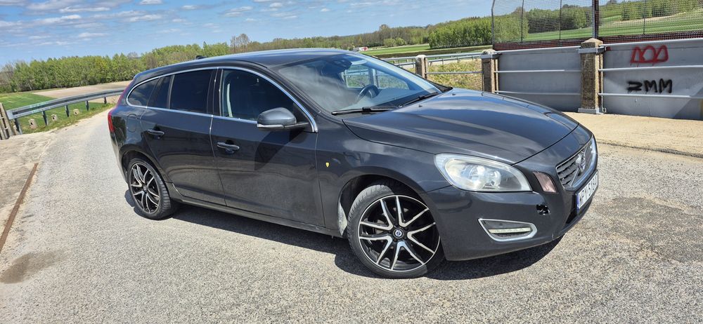 Sprzedam Volvo V60 D3 Doinwestowany