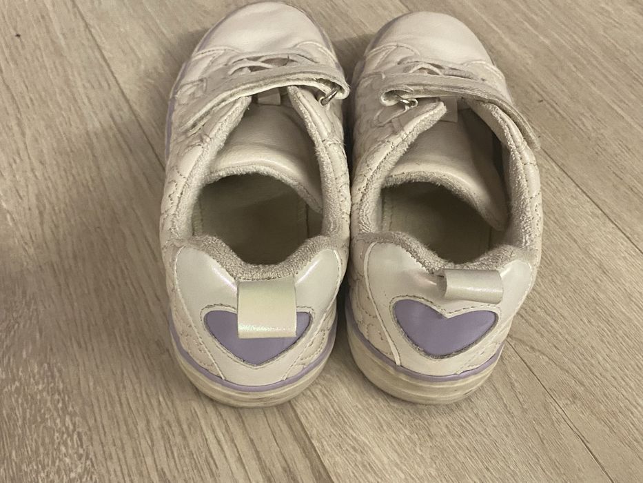 Кроси на ліпучках