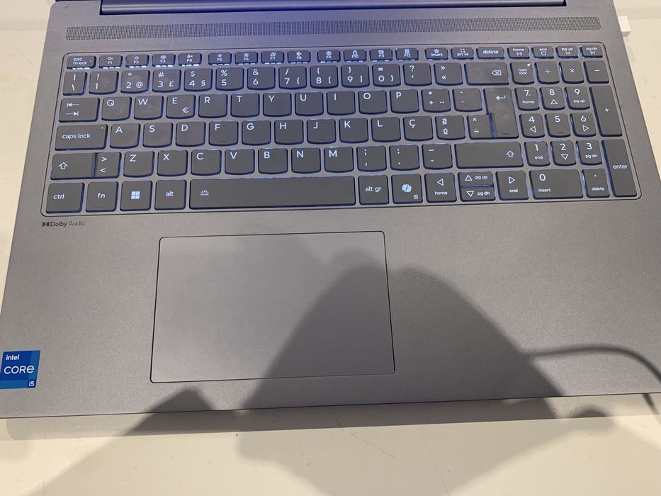 Portatil Lenovo, 1Tb , 32GB, novo