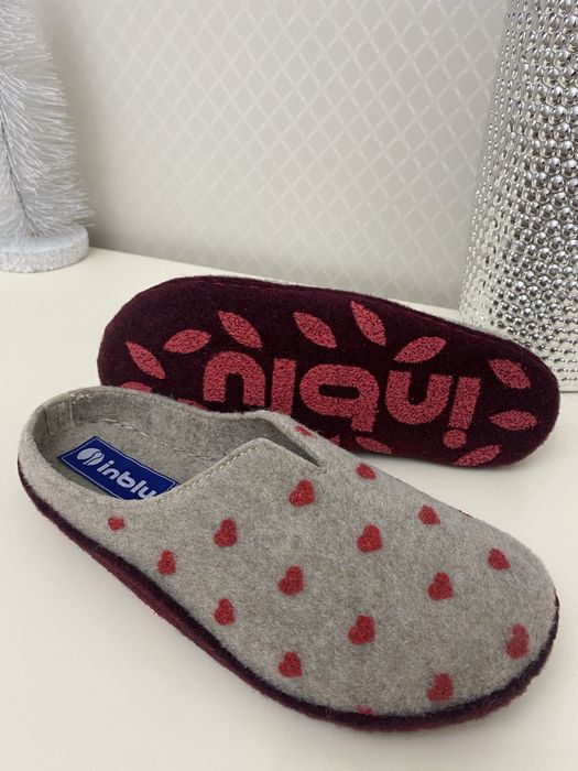 Жіночі повстяні (войлок) тапочки Inbli,бежеві та сині.Розмір у розмір.