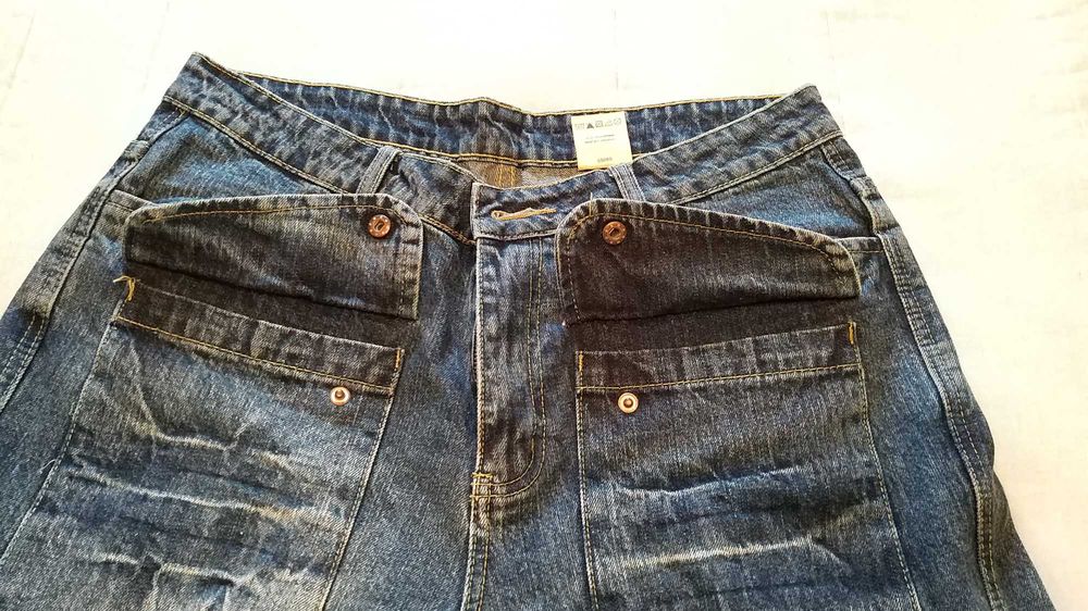 calças estilo BAGGY