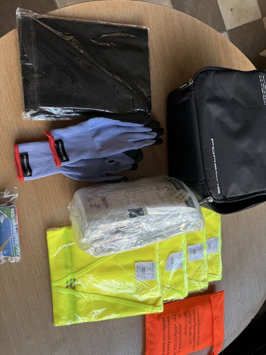 Оригінална аптечка Porsche