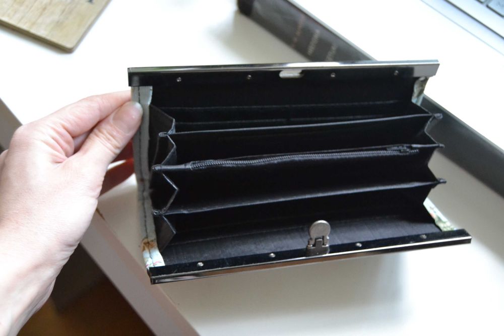 Turkusowo niebieska portmonetka w kwiaty shabby chic vintage róże