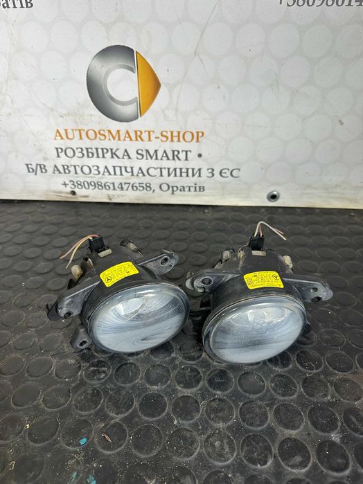 Протитуманні фари Smart Fortwo 451 комплект пара A2518200756