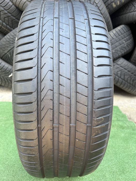 *Opona Pirelli 245/45/18 pojedynka