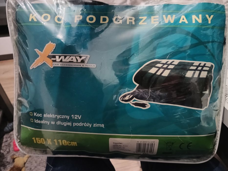 Koc podgrzewany do samochodu 12V