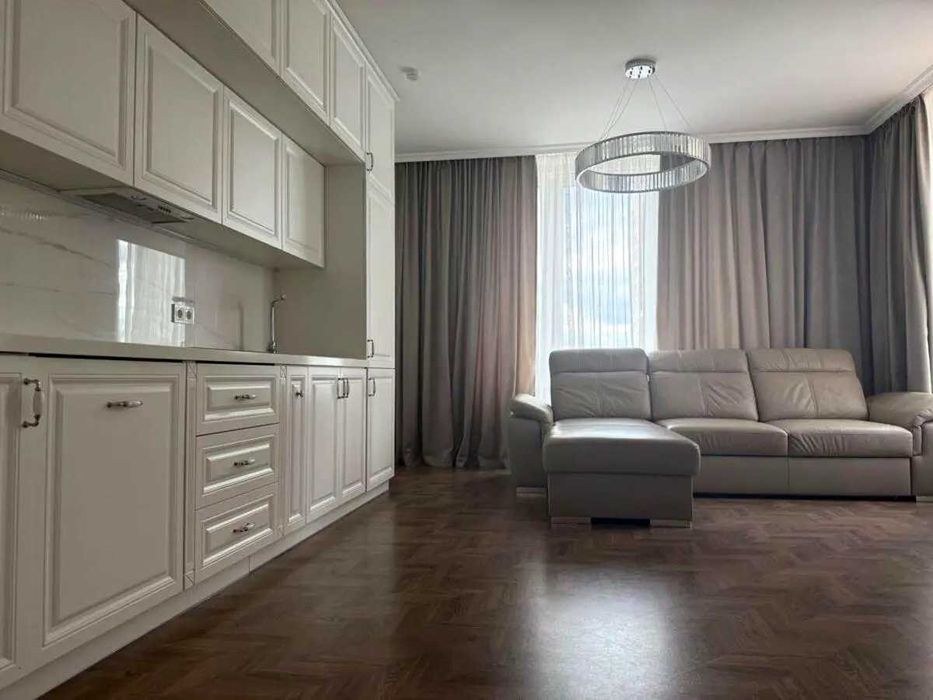 Топ продажа ЖК Севен Дніпровська набережна 18а Безнал 84квм Осокорки