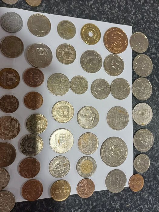 Moedas portuguesas.estrangueiras,escudos etc,varios paises,antigas