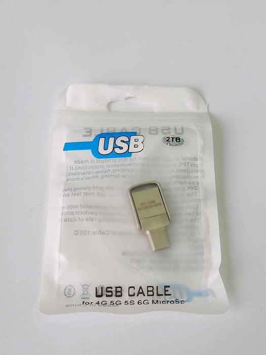 Pen Drive 2 Terabyte USB 3.0 e Type C - Novo