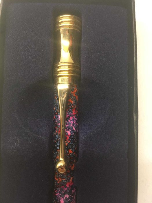 Caneta HACHETTE Floreada com Swarovski