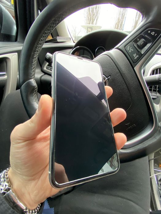 Продам iPhone 11 та 11 pro max