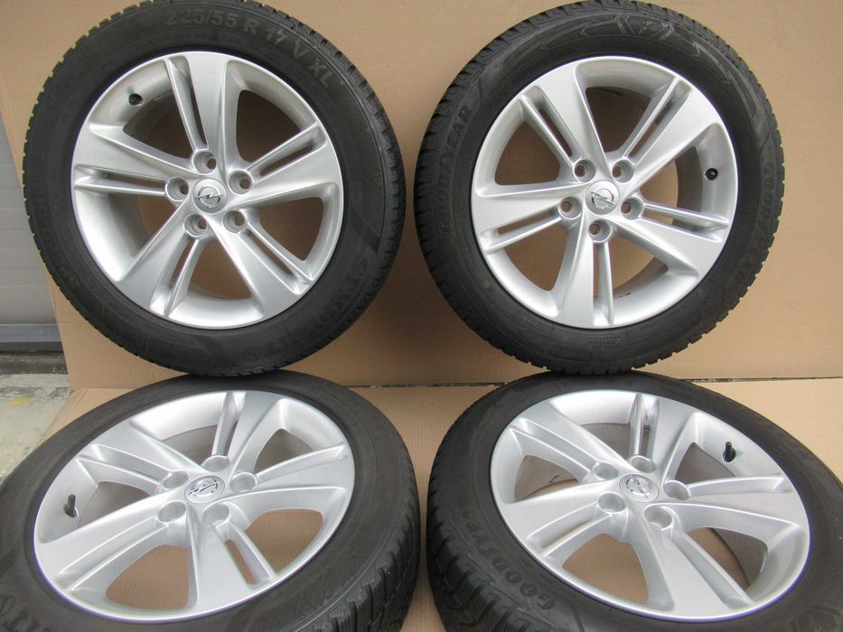 Alu+opony zima R17 OPEL INSIGNIA B ,CASCADA, 5x115 czujniki  2141