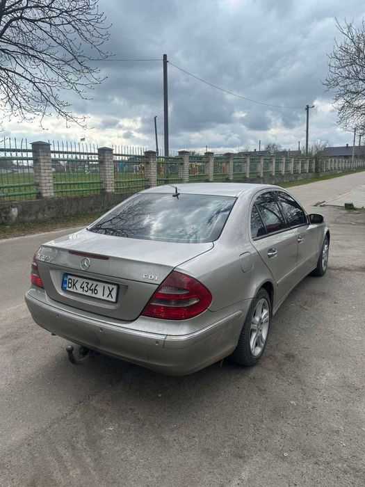 Продам мерседес W211