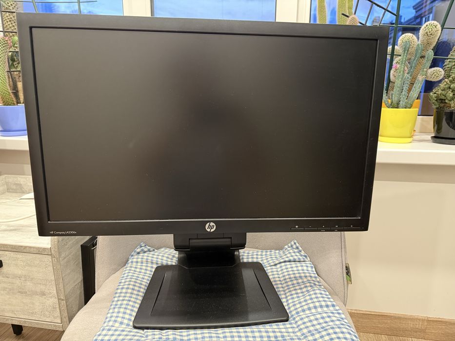 Монітор HP Compaq LA2306x
