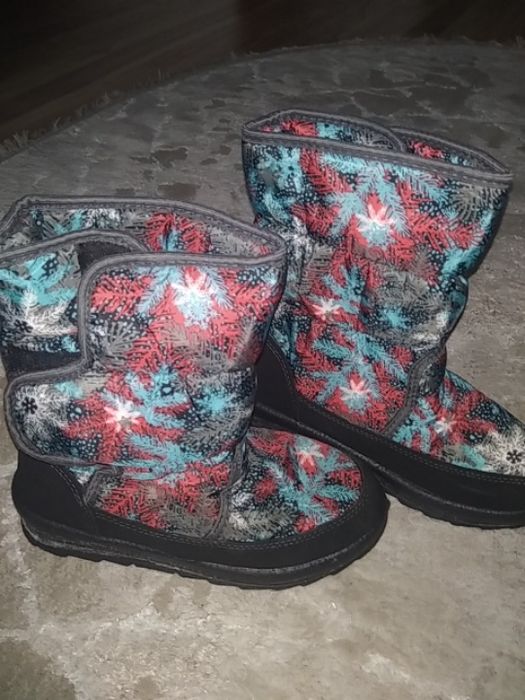 Зимові дутіки малечі